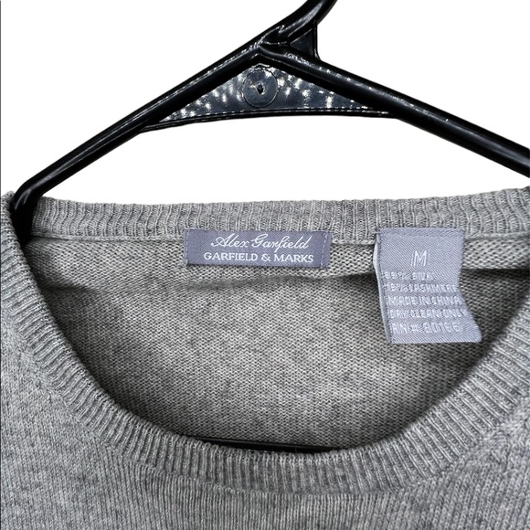 SOLD A30 Garfield & Marks Cashmere/Silk Lightweight Top - Picture 3 of 5